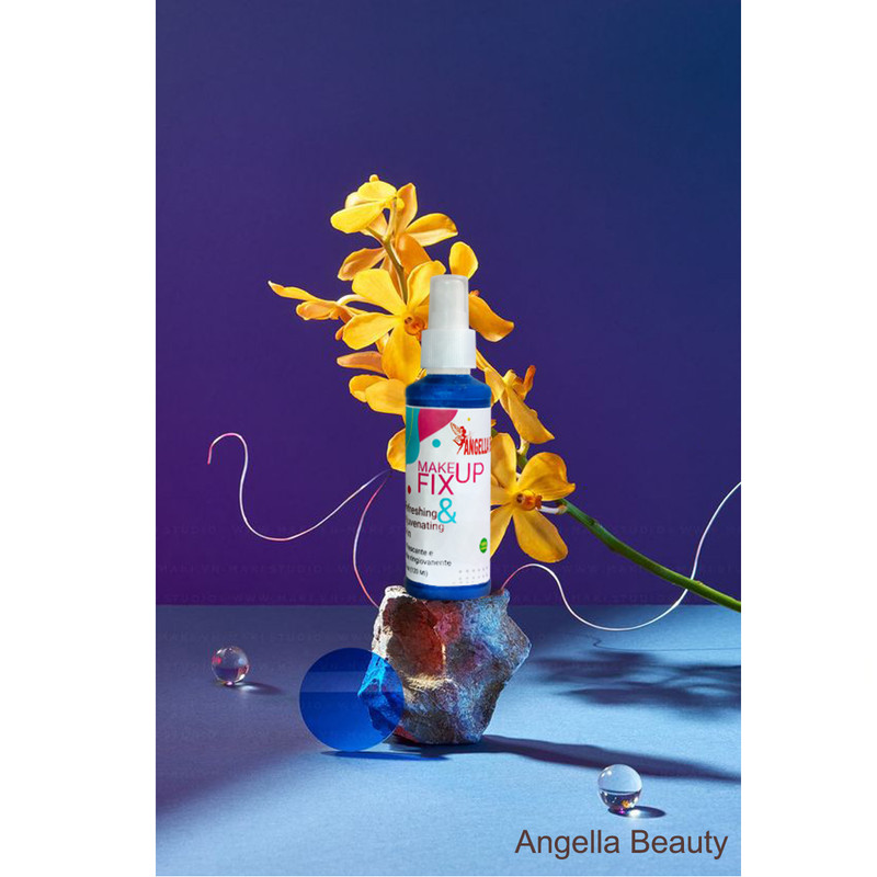 اسپری تثبیت کننده آرایش آنجلا بیوتی مدل glowing.b حجم 120 میلی لیتر