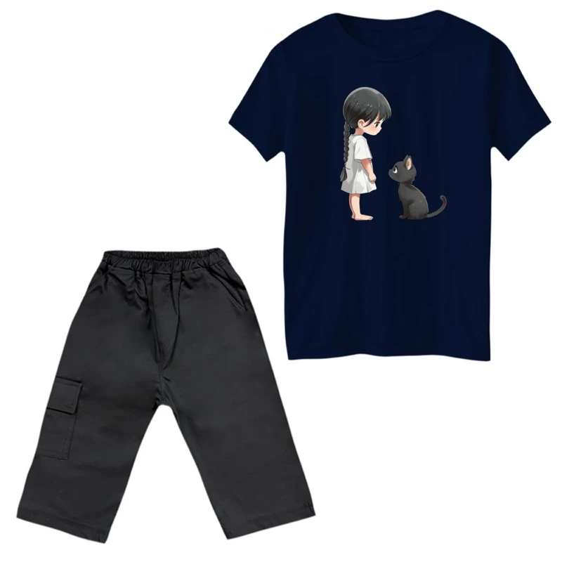 ست تی‌شرت آستین کوتاه و شلوارک دخترانه مدل دخترک گربه