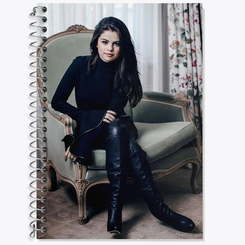 دفتر زبان 50 برگ خندالو مدل سه خط طرح سلنا گومز Selena Gomez کد 19215