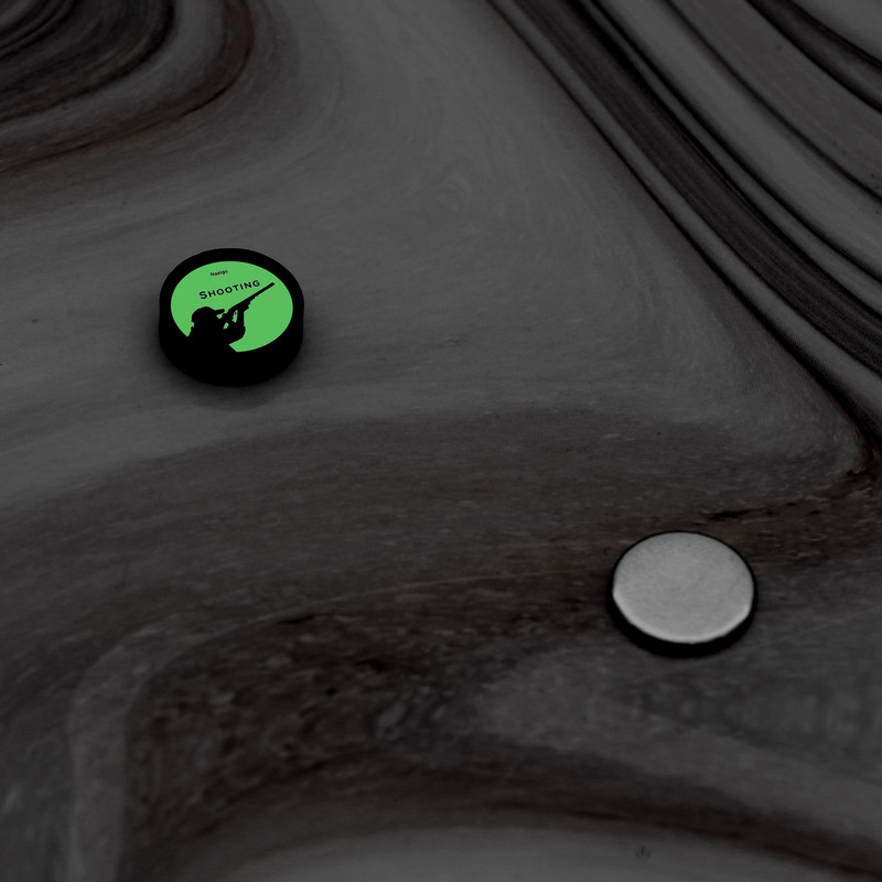 پیرسینگ گوش ناکسیگو مدل شب تاب طرح تیر اندازی کد PM6664