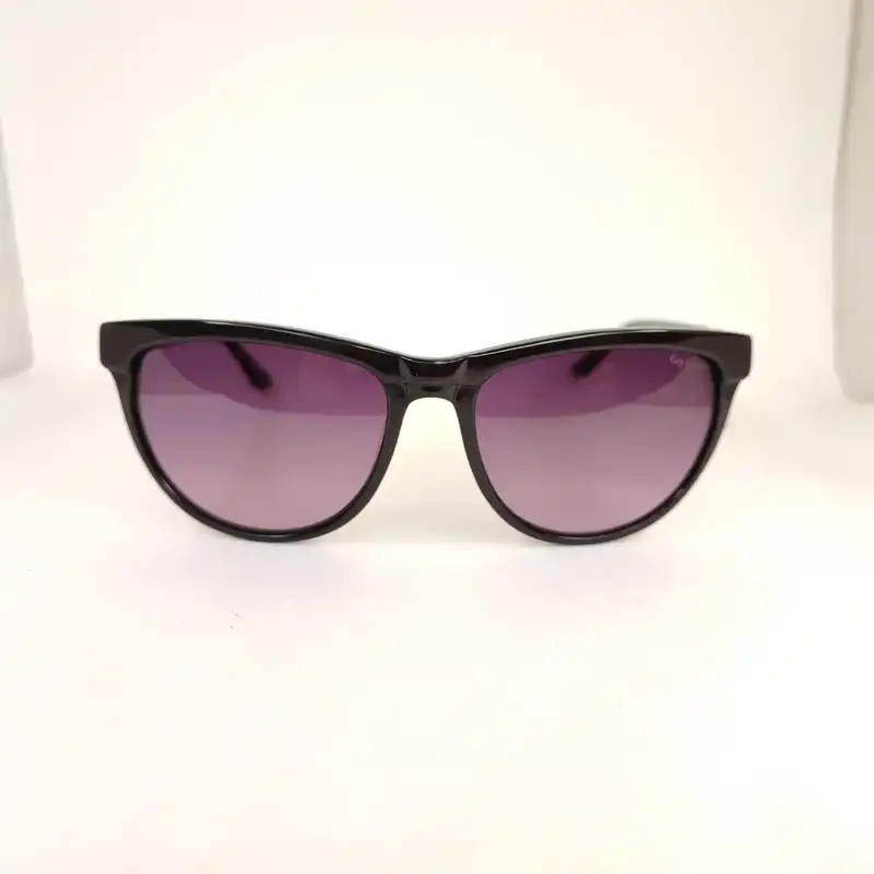 عینک آفتابی زنانه گای لاروچه مدل GL36145