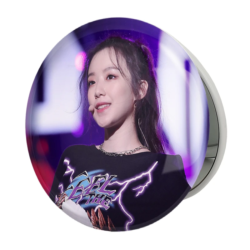 آینه جیبی خندالو طرح شوهوآ گروه جی آیدل Gidle مدل تاشو کد 19544 