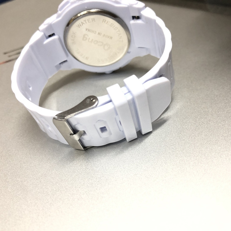 ساعت مچی عقربه ای مدل  Qcong فضایی