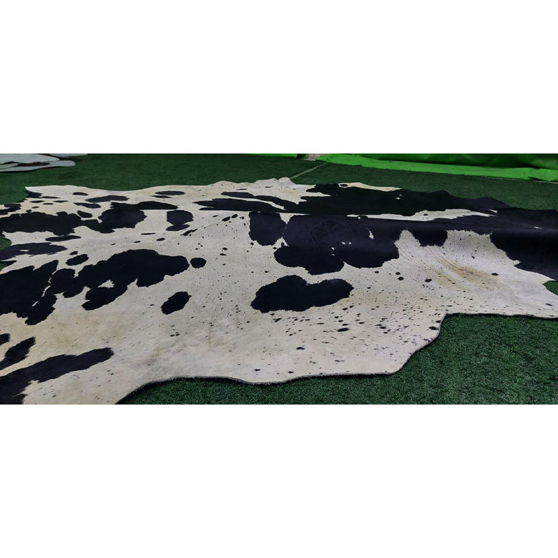 فرش پوست مدل Holstein Friesian
