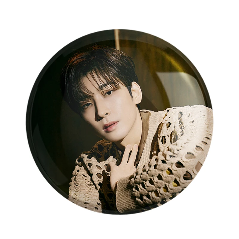 مگنت خندالو مدل ونوو گروه سونتین Seventeen  کد 21646