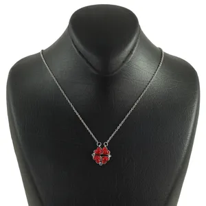 گردنبند زنانه مدل مگنتی قلب کد X254