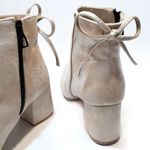 نیم بوت زنانه کد 2022SK