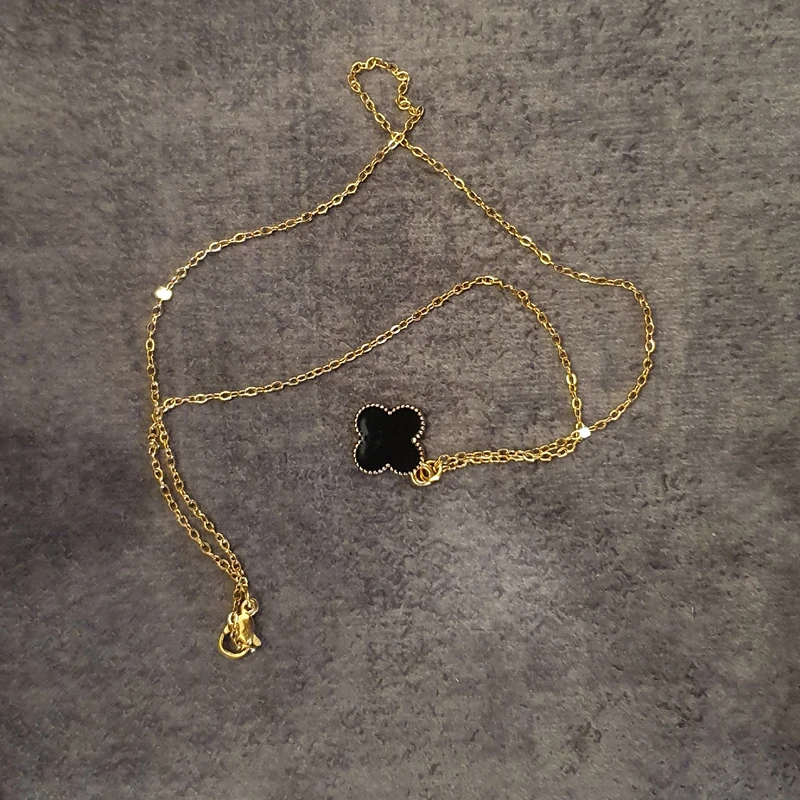 عکس شماره 4 : گردنبند زنانه مدل ونکلیف