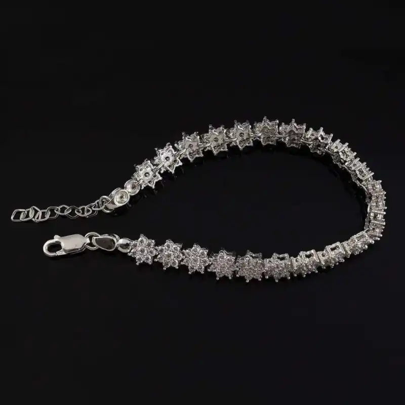 دستبند نقره زنانه فلاور لوکس کد BARF8