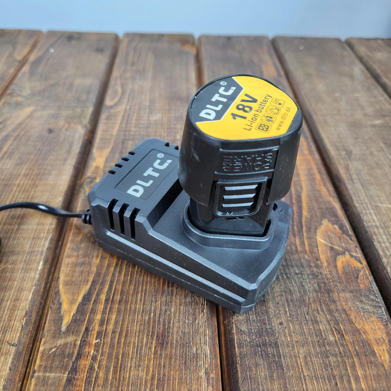 مجموعه 27 عددی دریل پیچ گوشتی شارژی صنعتی دی ال تی سی کد 18v