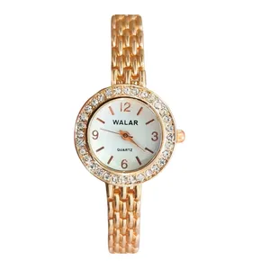 ساعت مچی عقربه ای زنانه والار مدل دور نگین سلطنتی کد 2
