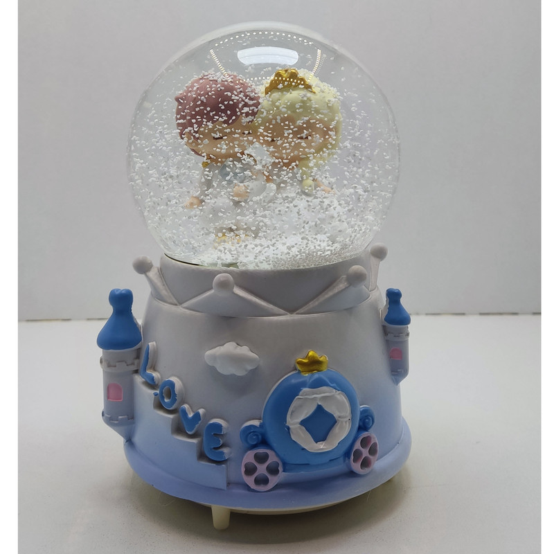 گوی موزیکال مدل پمپی طرح دیدار عاشقانه