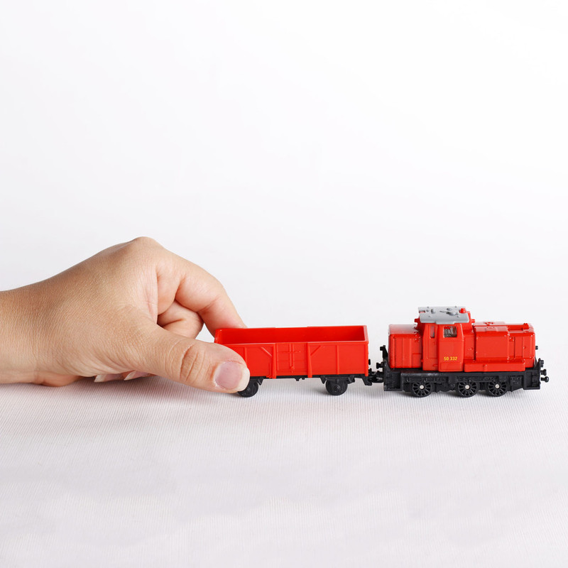 قطار بازی سیکو مدل Locomotive with Freight Waggon