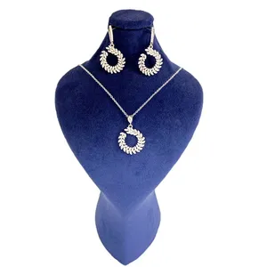 نیم ست نقره زنانه مدل NE0010