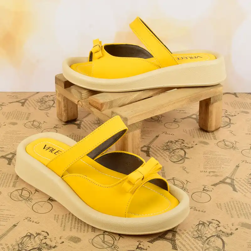 صندل زنانه والمو مدل ایردری کد YW.2940