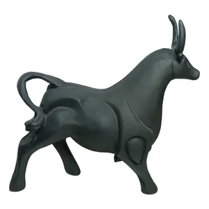 مجسمه مدل گاو