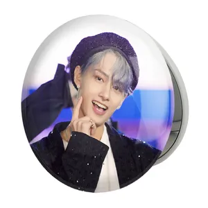 آینه جیبی خندالو طرح جونهی گروه سونتین Seventeen مدل تاشو کد 21594 
