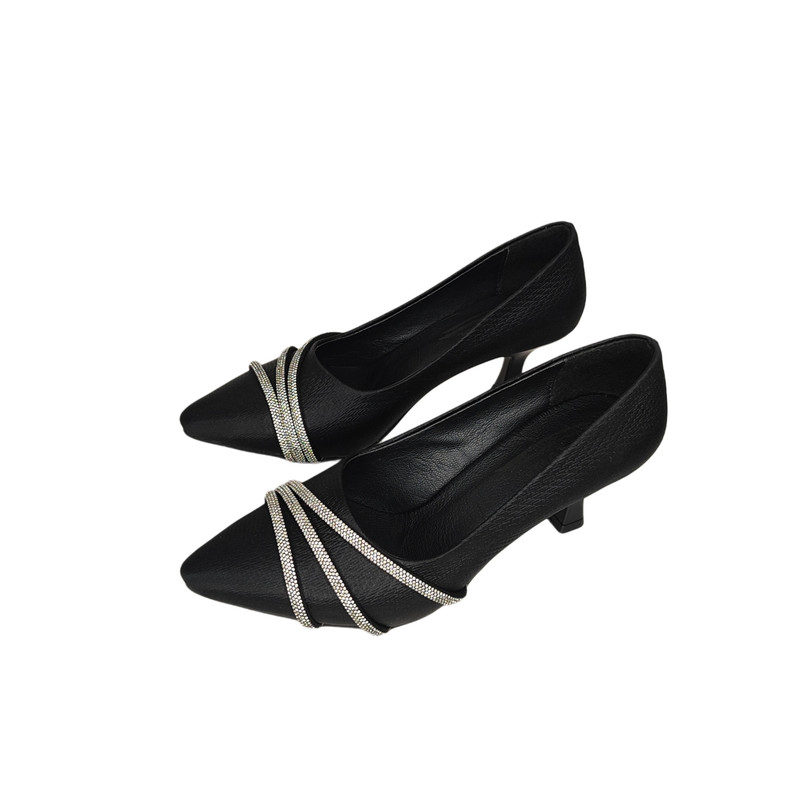 کفش زنانه مدل نگین دار سه خط 39