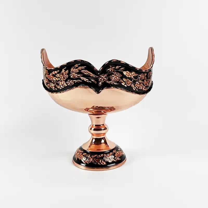 شکلات خوری مسی مدل قلم زنی کد A02