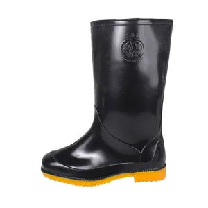 چکمه پسرانه کد BK.3355