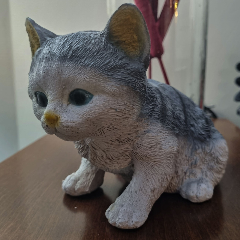 مجسمه مدل بچه گربه نشسته کد-kity