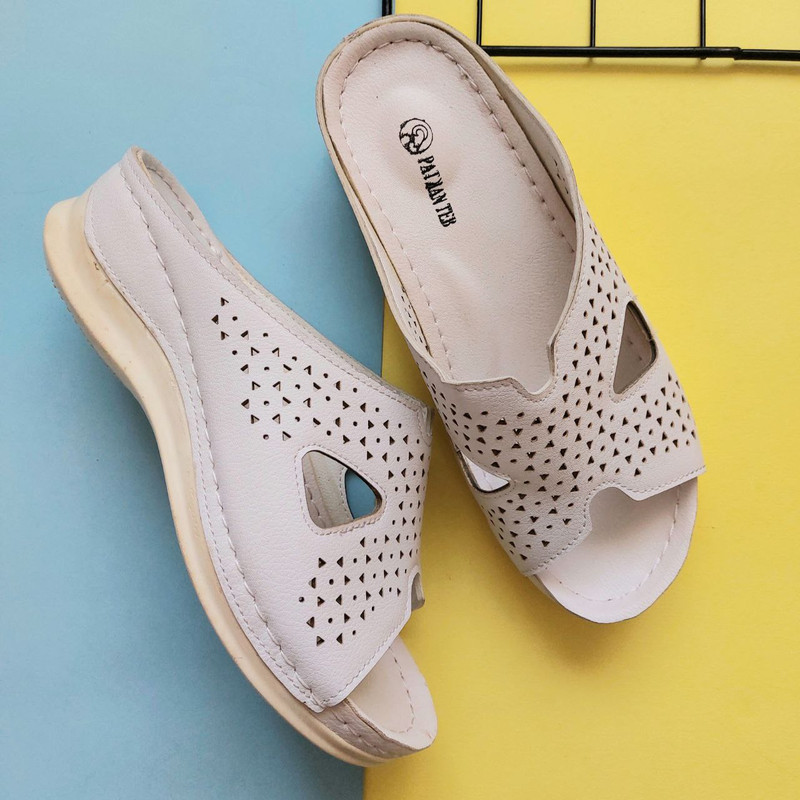 دمپایی زنانه پاتکان مدل لیزری کد 138