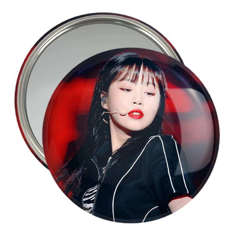 آینه جیبی خندالو مدل سوجین گروه جی آیدل GIdle  کد 19564