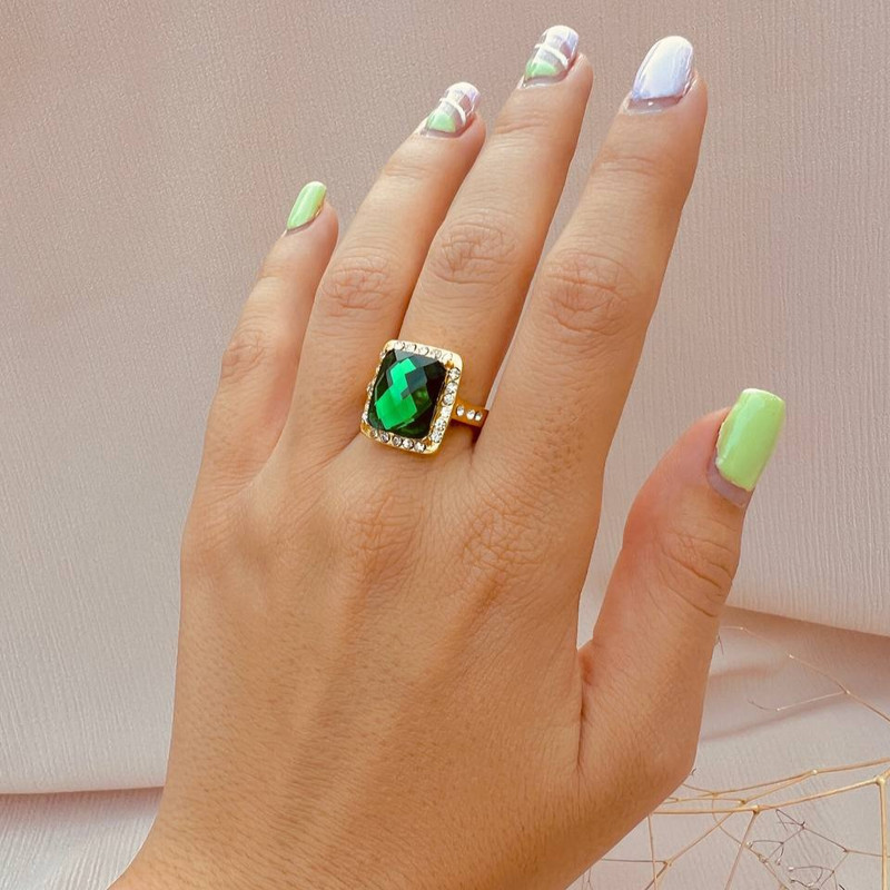 انگشتر زنانه مدل مربع نگینی کد kr انگشتر زنانه مدل مربع نگینی کد kr