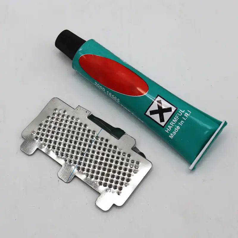 چسب و وصله پنچرگیری تیوپ سامکو مدل YP-T-12 مجموعه 12 عددی