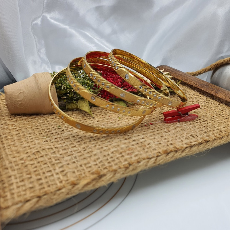 النگو زنانه پایتخت کد AL1048_2 بسته 4 عددی