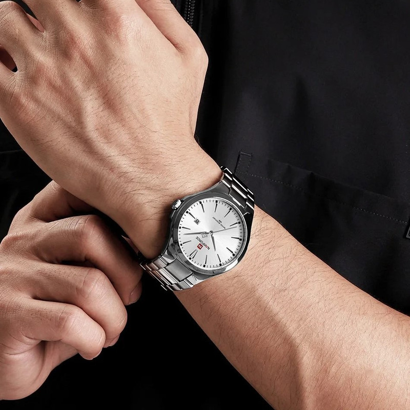 ساعت مچی عقربه‌ای مردانه نیوی فورس مدل NF9214SW