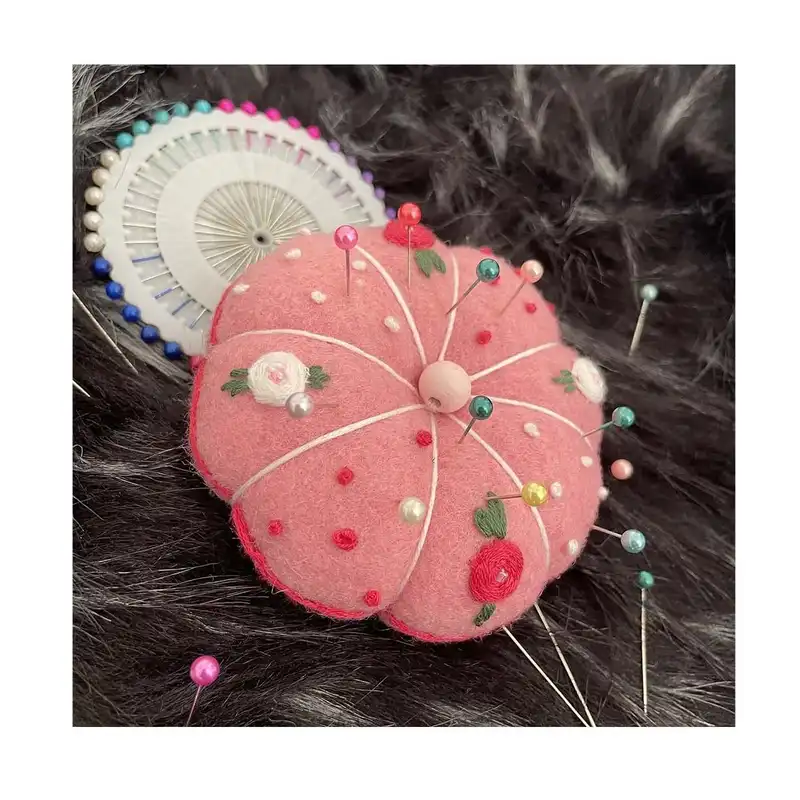 جاسوزنی مدل گلدوزی کد 106 به همراه سوزن ته گرد بسته 40 عددی