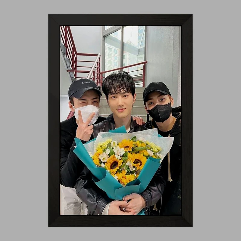 تابلو خندالو مدل سهون و سوهو و شیومین گروه اکسو EXO  کد 16809