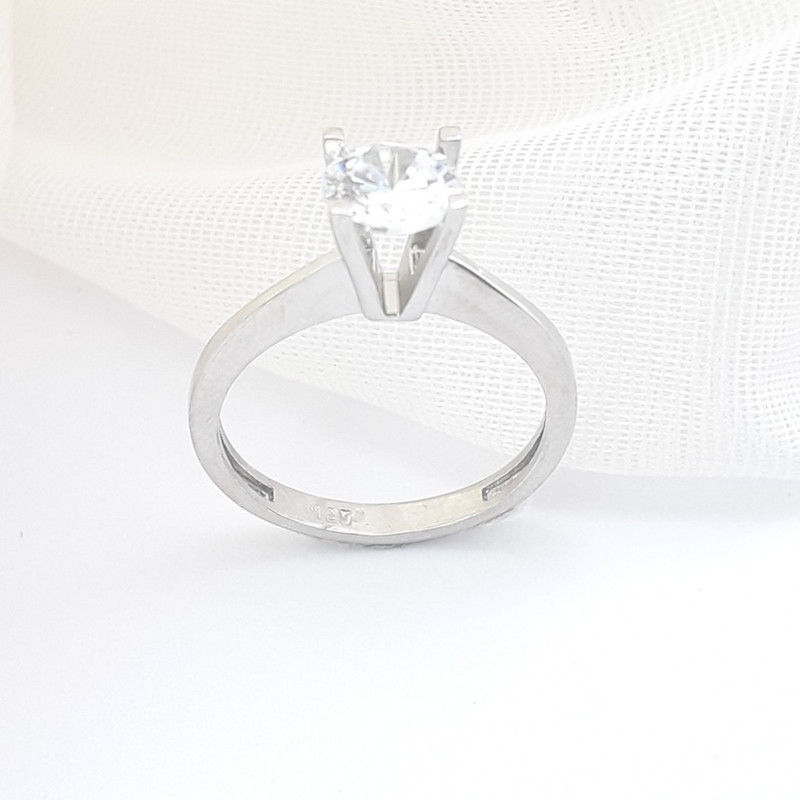 انگشتر نقره زنانه مدل سولیتر