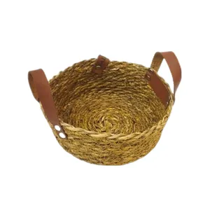 سبد حصیری مدل مهتاب