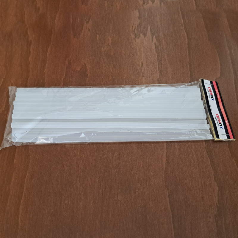 چسب حرارتی چمفیکس مدل Hot-melt بسته 100 عددی چسب حرارتی چمفیکس مدل Hot-melt بسته 100 عددی