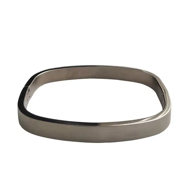 دستبند زنانه مدل النگویی مربعی کد 10080