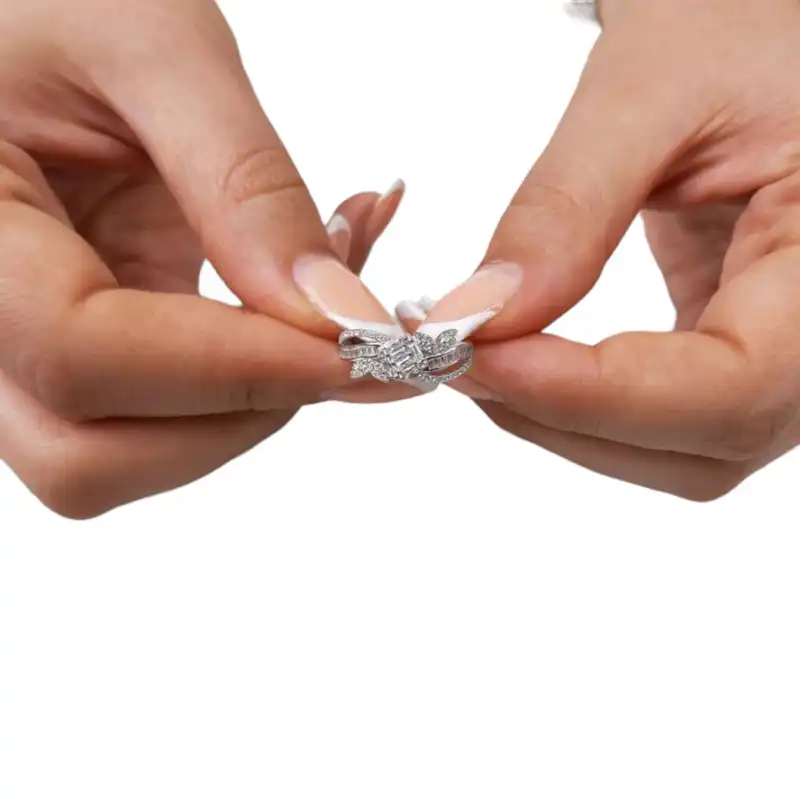 انگشتر نقره زنانه رضازاده مدل گل دار پشت باز -0101