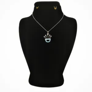 گردنبند دخترانه مدل تاج 570081