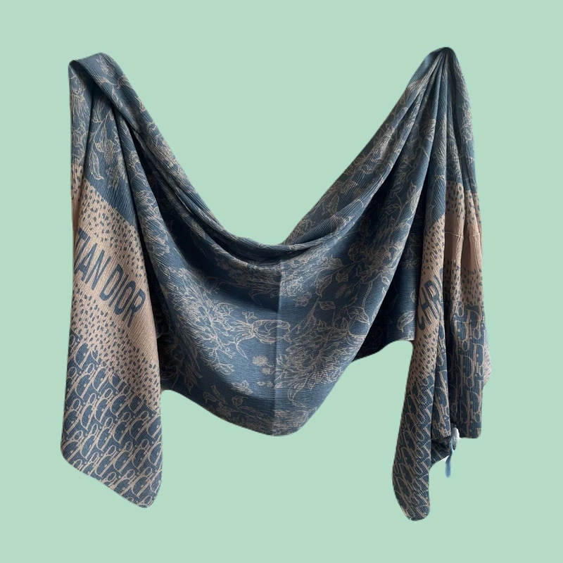 شال زنانه مدل پلیسه نخی طرح گلدار کد 00102