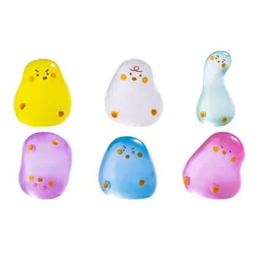 مجسمه مدل شب تاب طرح جوجه گلابی بسته ۶ عددی