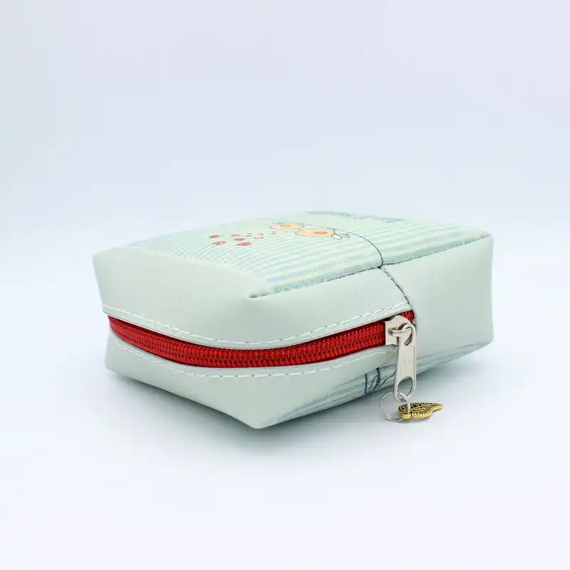 کیف لوازم آرایش زنانه مدل پرنده کد IDM 301