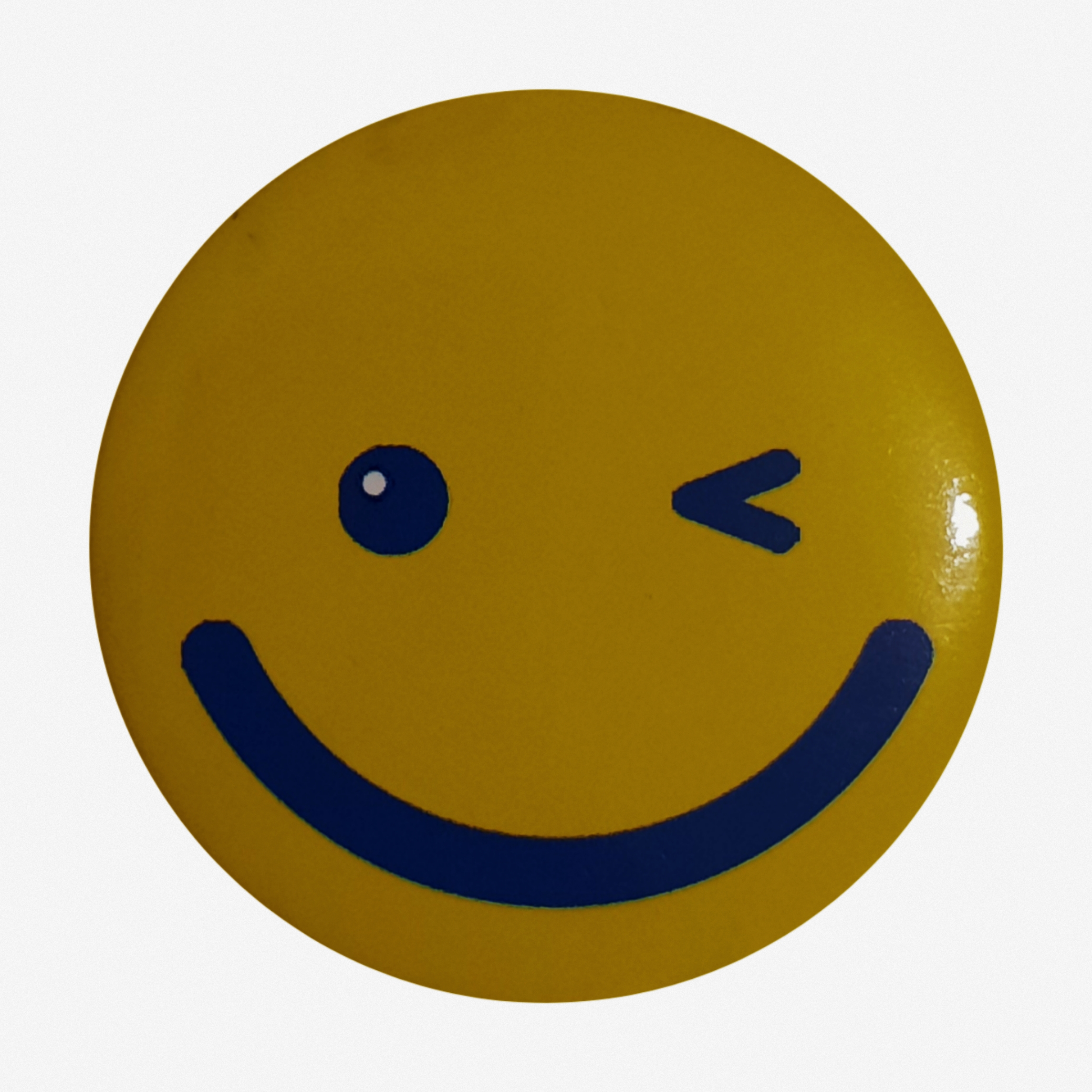 پیکسل طرح ایموجی مدل چشمک کد A041