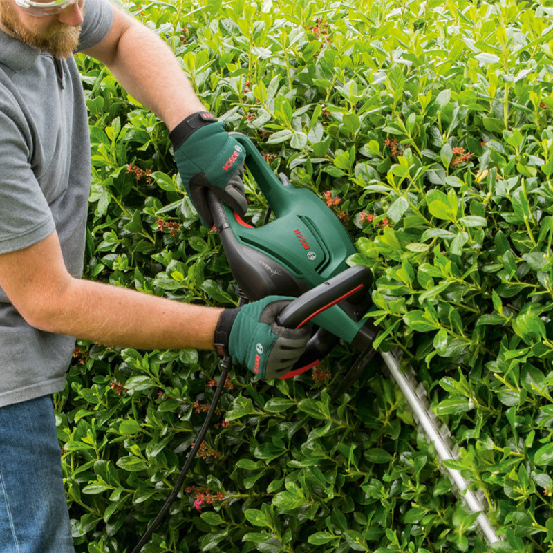شمشاد زن برقی بوش مدل Universal HedgeCut 50 + Gardening glasses and gloves