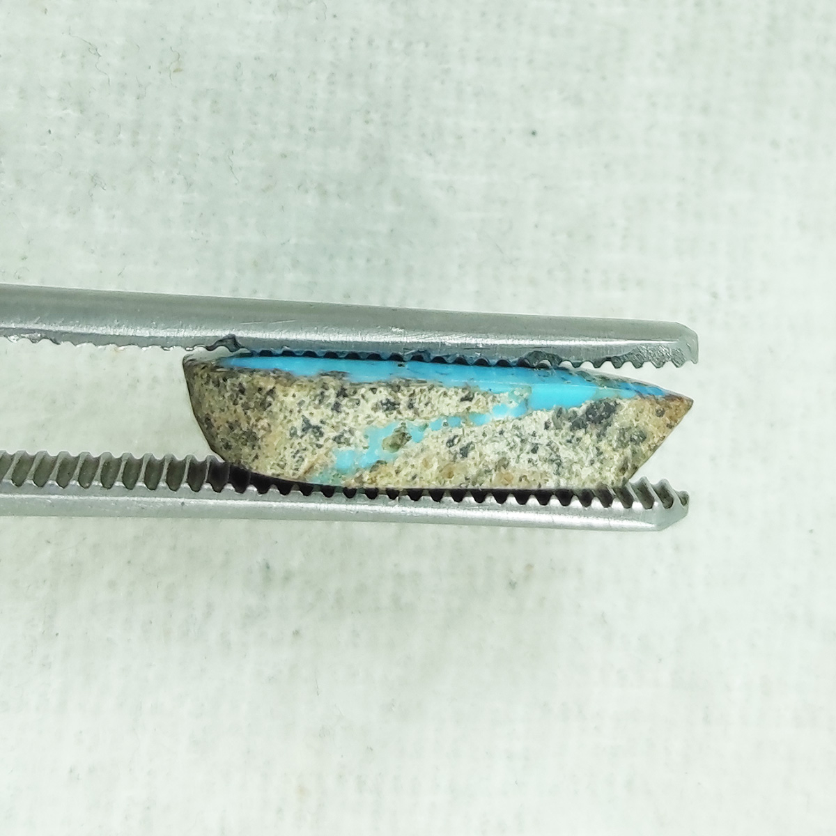 سنگ فیروزه نیشابور سلین کالا مدل طبیعی اشکی کد PC2-7