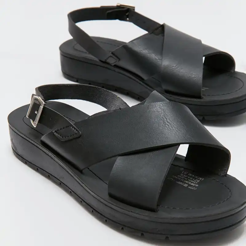 صندل زنانه ال سی وایکیکی مدل آناتومیک طبی