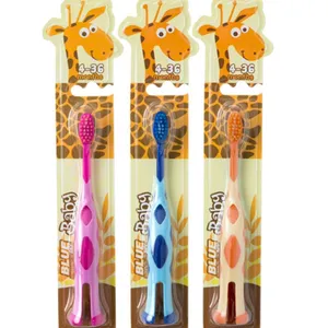 مسواک رویال مدل blue sky با برس 9198152327071014