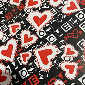 کاغذ کادو مدل قلب کد 01