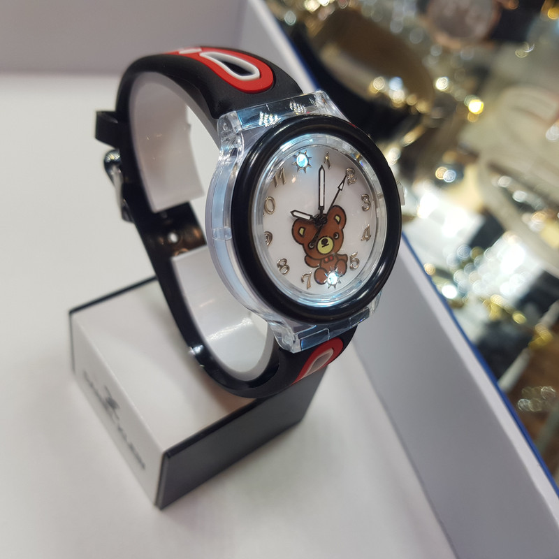 ساعت مچی عقربه ای بچگانه مدل چراغدار عروسکی کد 88ki29 ساعت مچی عقربه ای بچگانه مدل چراغدار عروسکی کد 88ki29