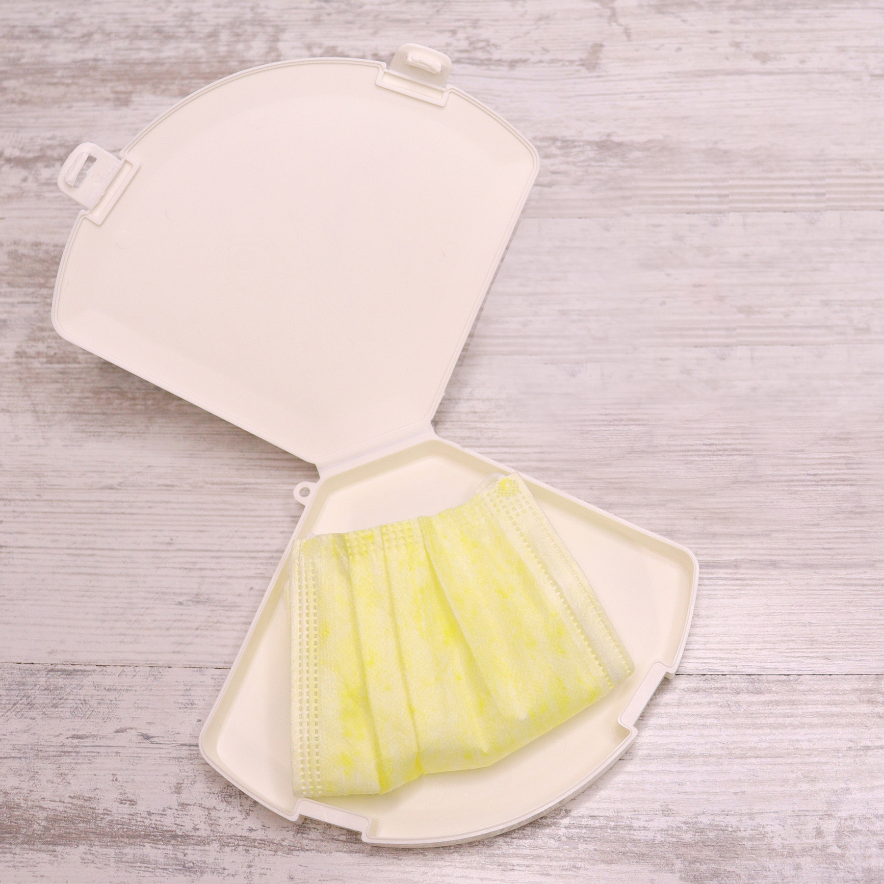 کاور نگهدارنده ماسک صورت مدل آنتی باکتریال صدفی کد D10020 کاور نگهدارنده ماسک صورت مدل آنتی باکتریال صدفی کد D10020